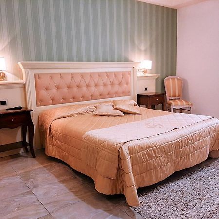 Regina Di Saba - Hotel Villa Per Ricevimenti Grottaminarda Ngoại thất bức ảnh