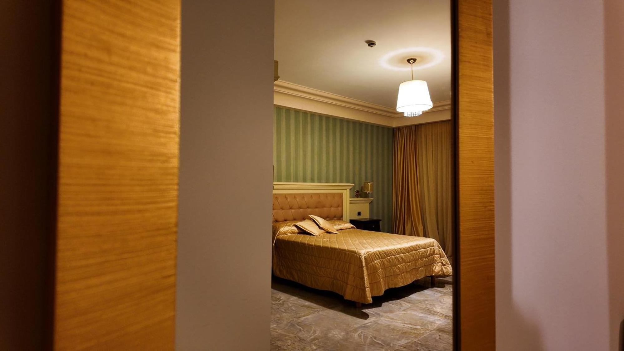 Regina Di Saba - Hotel Villa Per Ricevimenti Grottaminarda Ngoại thất bức ảnh