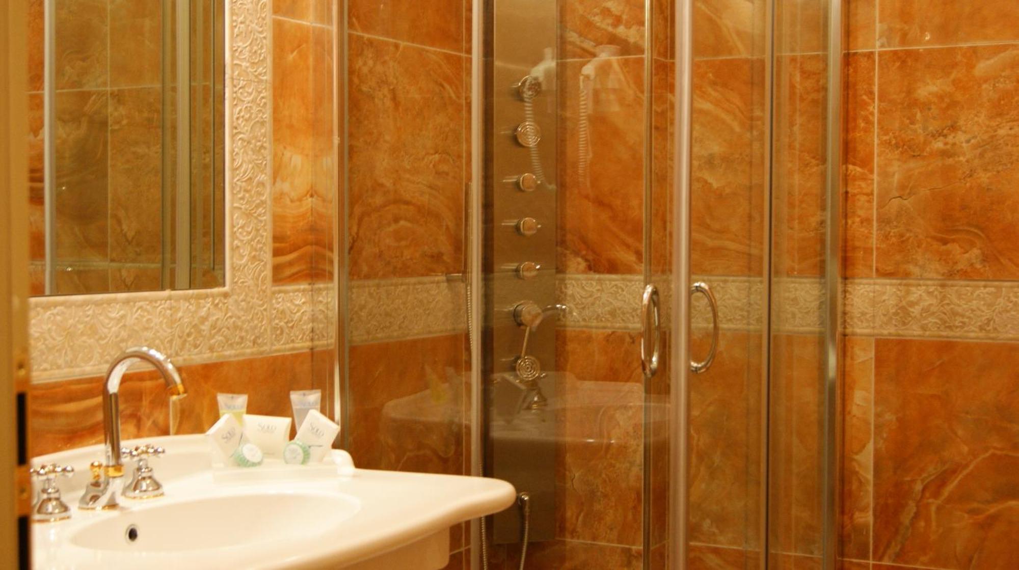 Regina Di Saba - Hotel Villa Per Ricevimenti Grottaminarda Ngoại thất bức ảnh