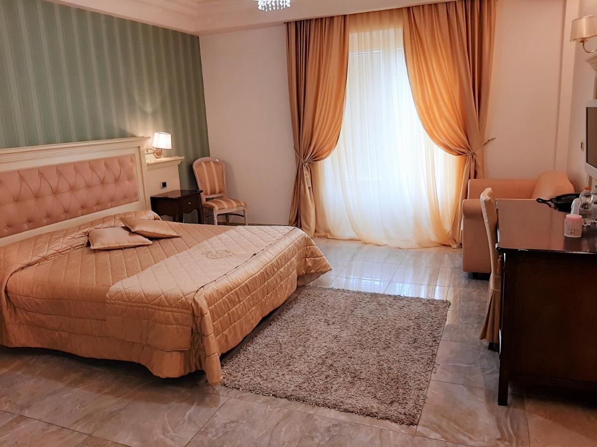 Regina Di Saba - Hotel Villa Per Ricevimenti Grottaminarda Ngoại thất bức ảnh