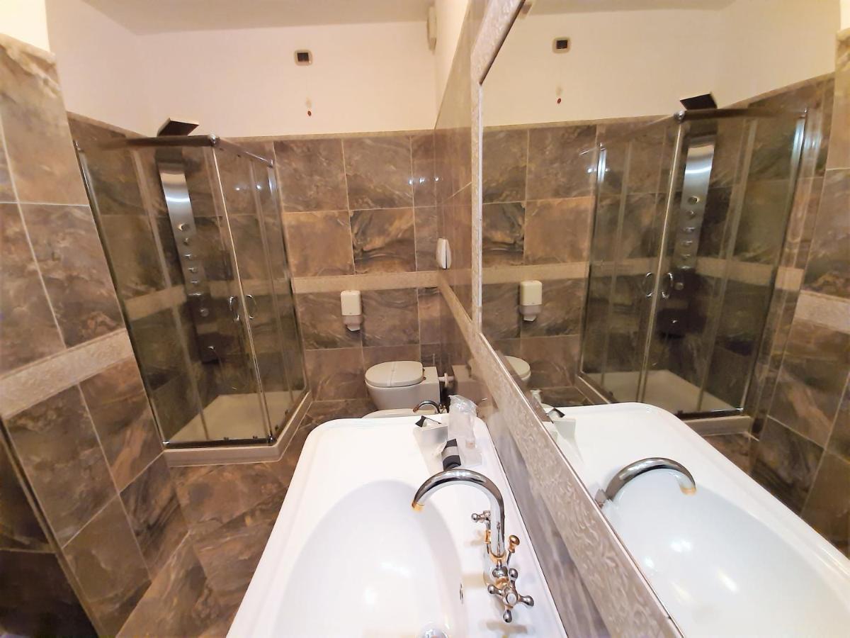 Regina Di Saba - Hotel Villa Per Ricevimenti Grottaminarda Ngoại thất bức ảnh